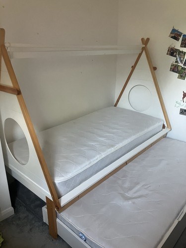 Single bed with pull - with,