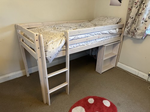 Mid sleeper single bed - single,